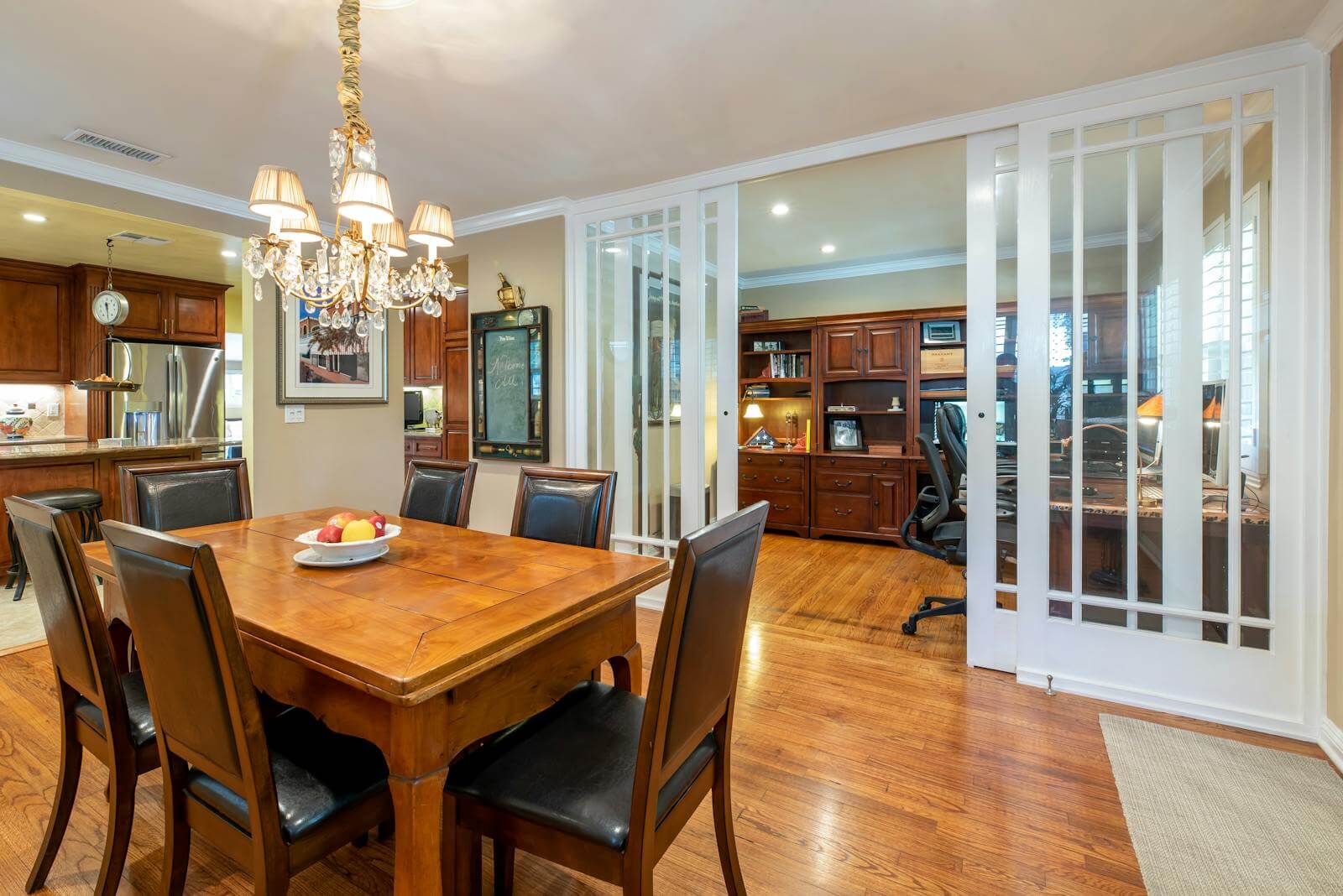 Family-Style Open Dining