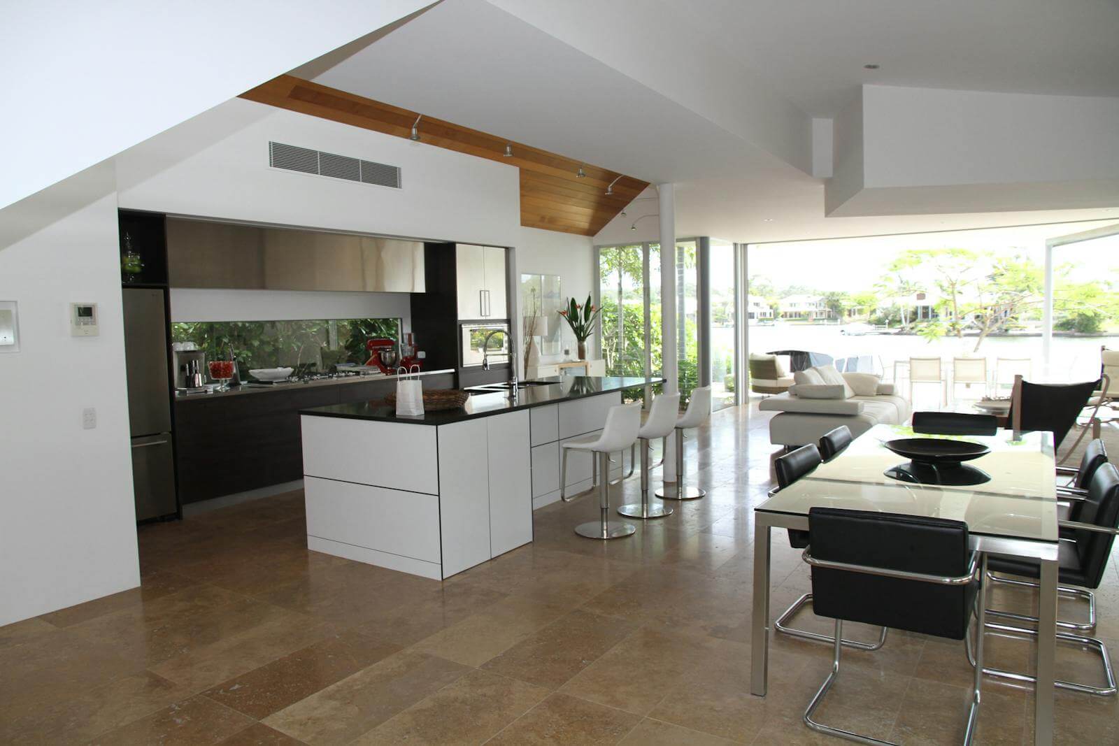 Compact City Kitchen