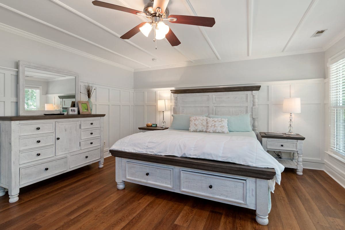 Bold Headboard Design Room